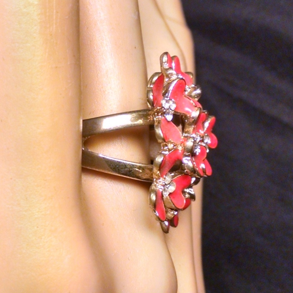 Rare Enamel Cluster Tiny Flowers Rhinestones Ring - image 2